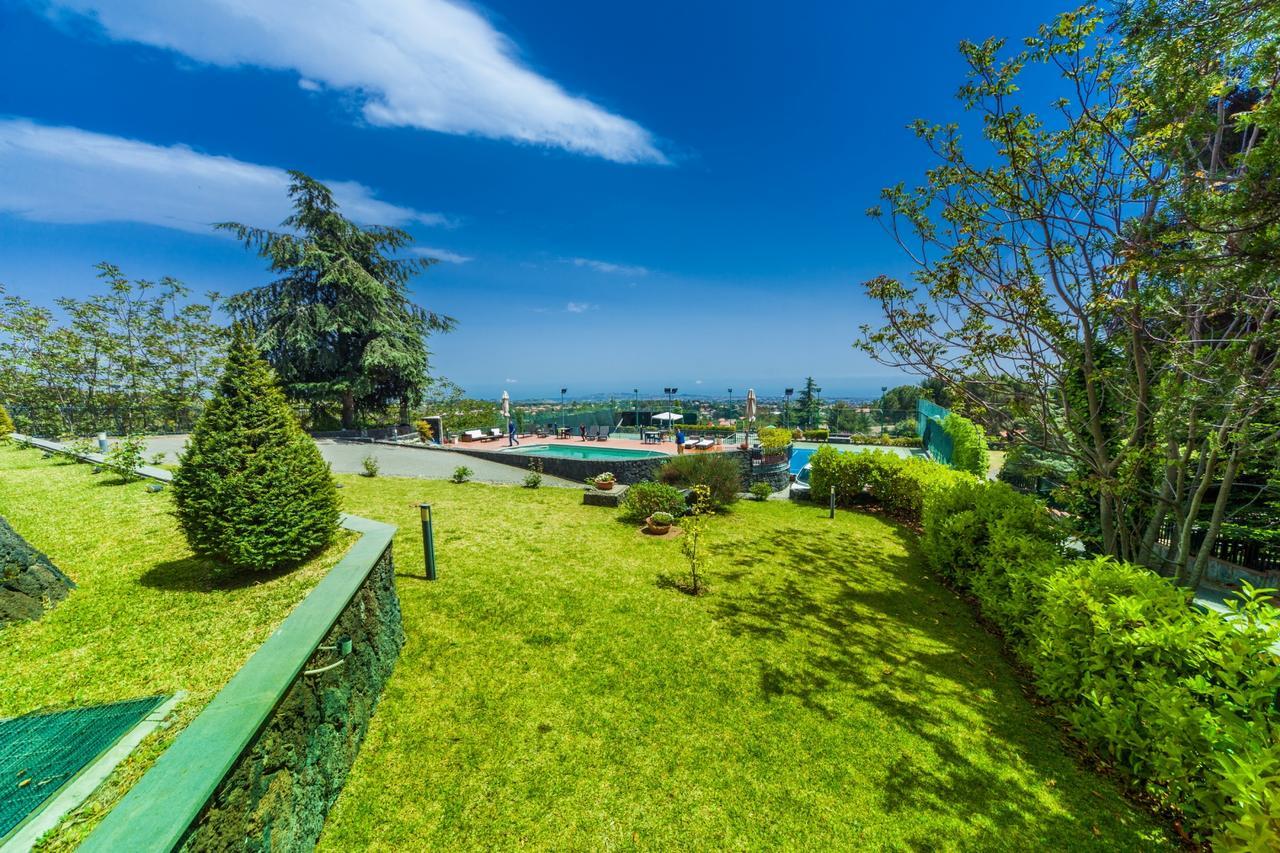Etna Hut Bed & Breakfast Nicolosi Luaran gambar
